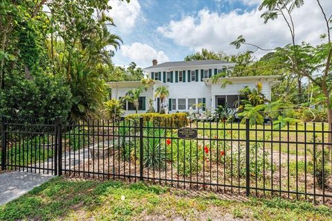 2326 2ND AVENUE E BRADENTON FL 34208