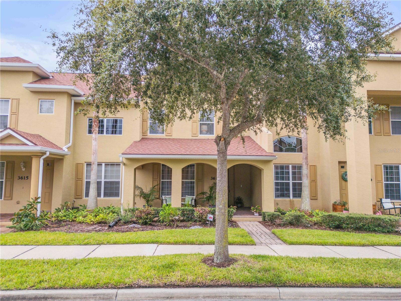 PARKSIDE TOWNHOMES AT VENETIAN BAY - Residential