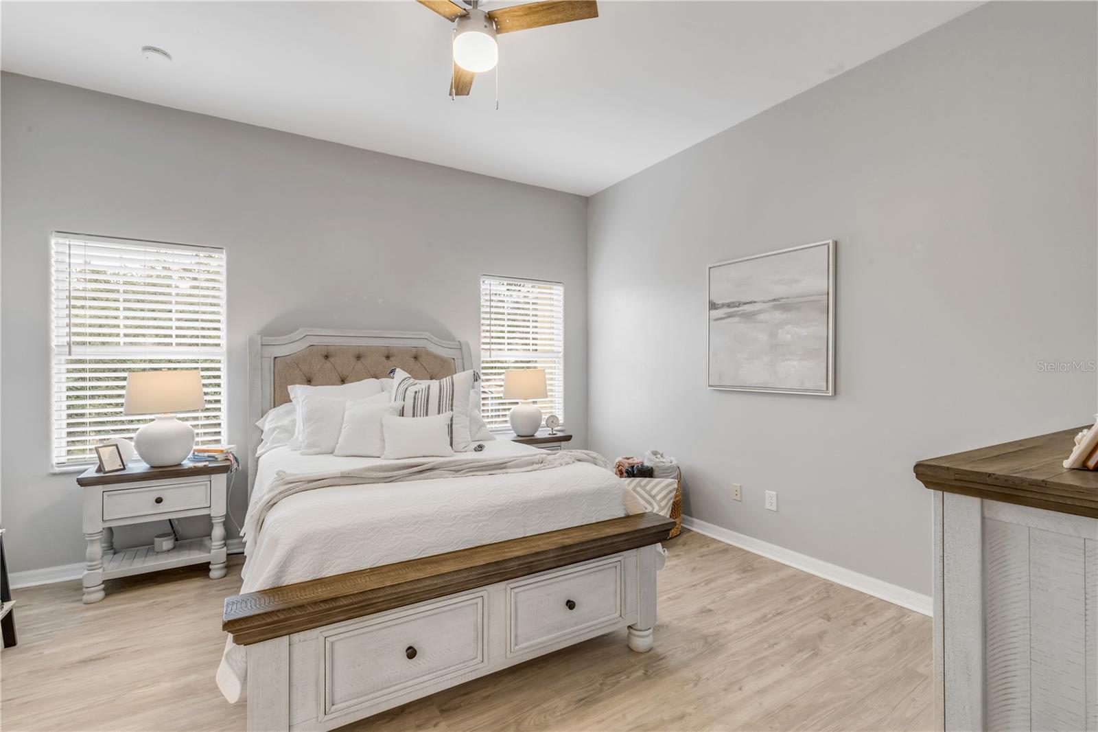 PARKSIDE TOWNHOMES AT VENETIAN BAY - Residential