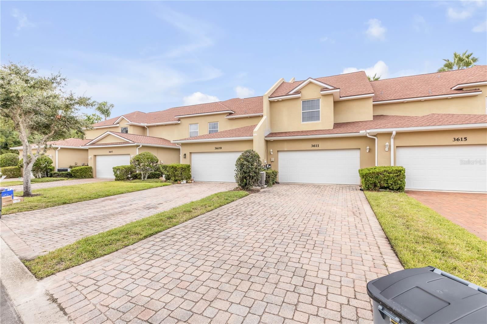 PARKSIDE TOWNHOMES AT VENETIAN BAY - Residential