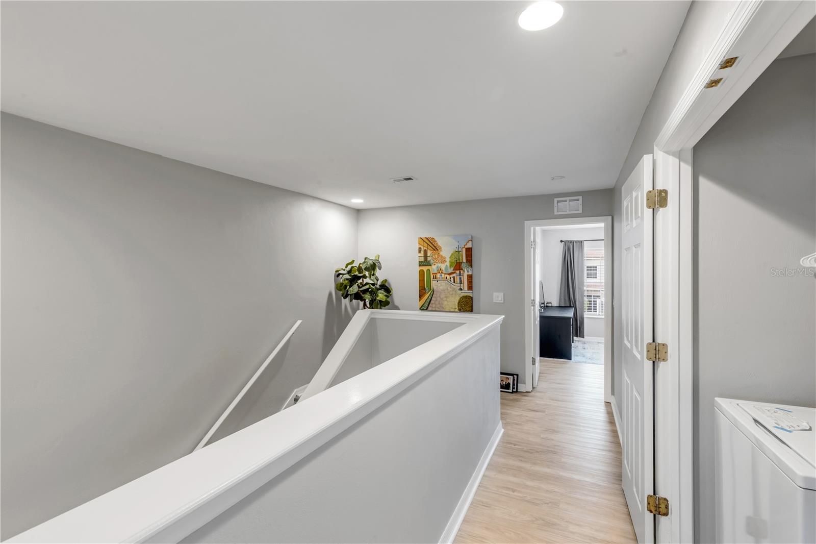 PARKSIDE TOWNHOMES AT VENETIAN BAY - Residential