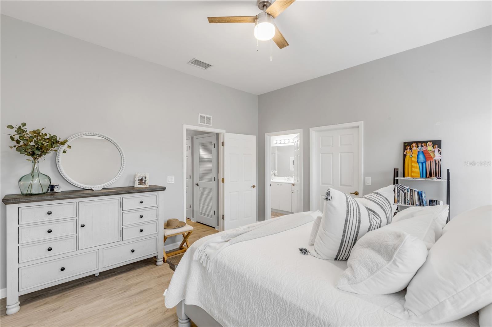 PARKSIDE TOWNHOMES AT VENETIAN BAY - Residential