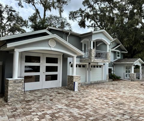 Photo of 815 Oak Street, Lake Wales, FL 33859 (MLS # P4936586)