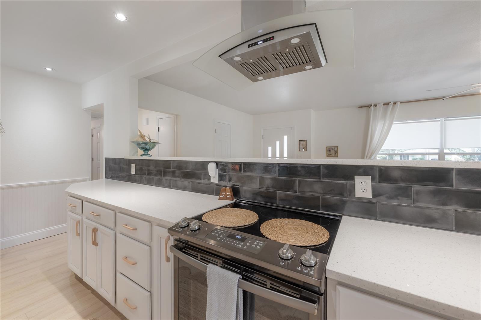 GOLFLAND OF TAMPAS NORTH SIDE - Residential