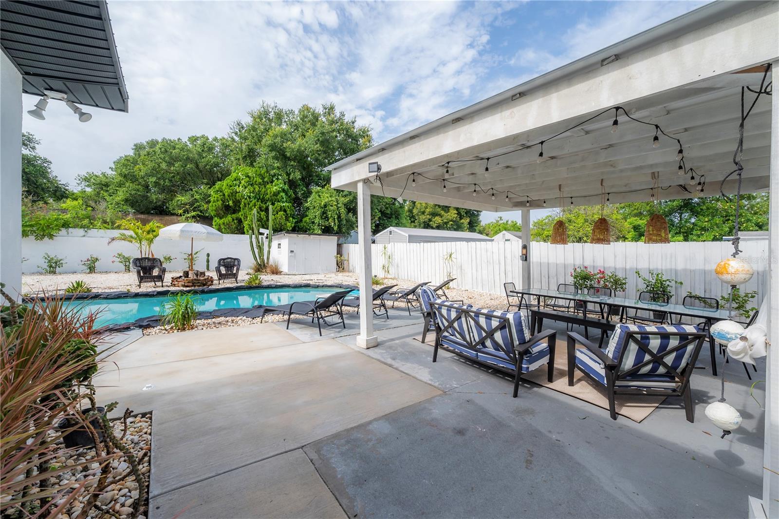 GOLFLAND OF TAMPAS NORTH SIDE - Residential