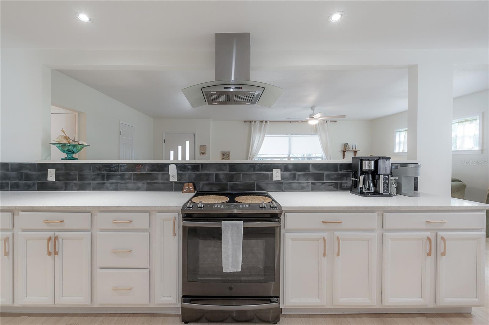 GOLFLAND OF TAMPAS NORTH SIDE - Residential