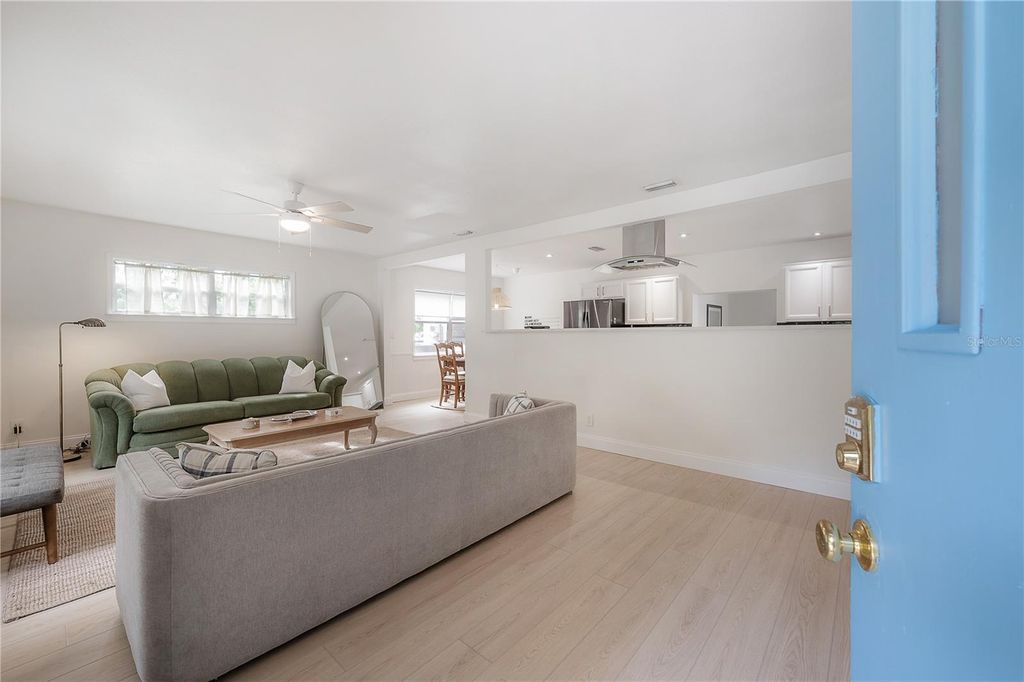 Photo of 1304 W Bogie Drive, Tampa, FL 33612 (MLS # TB8491148)