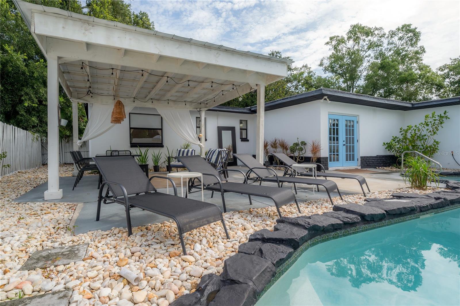 GOLFLAND OF TAMPAS NORTH SIDE - Residential