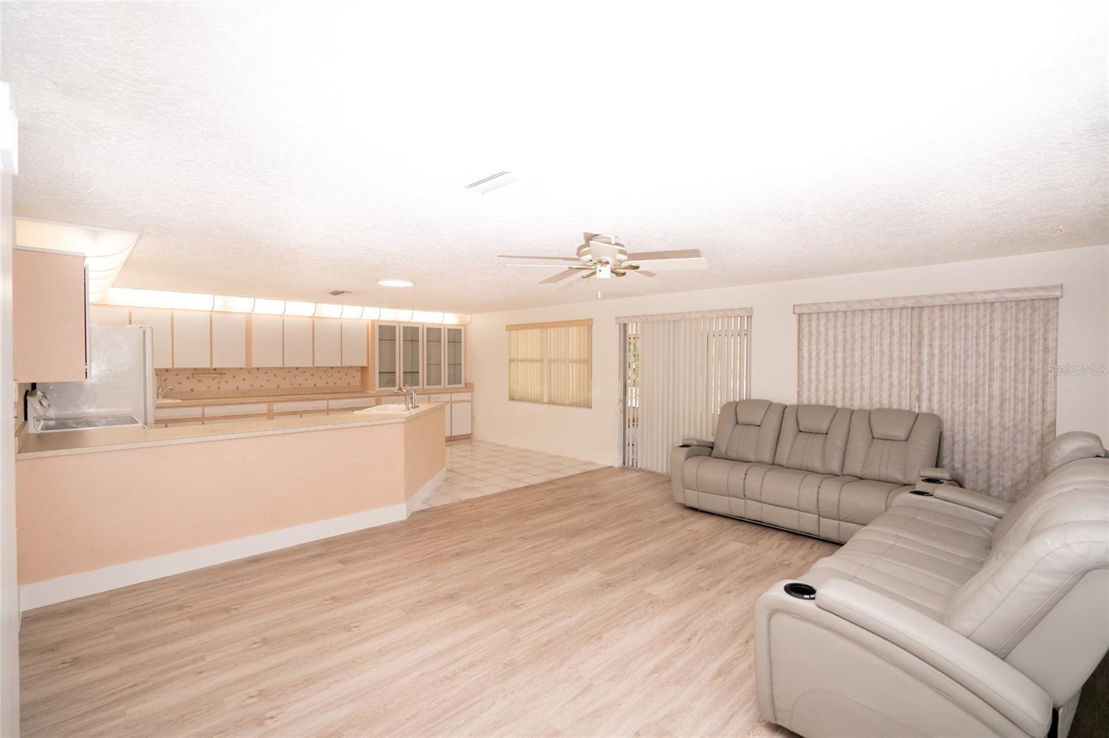 TOWNN COUNTRY PARK UNIT 28 - Residential