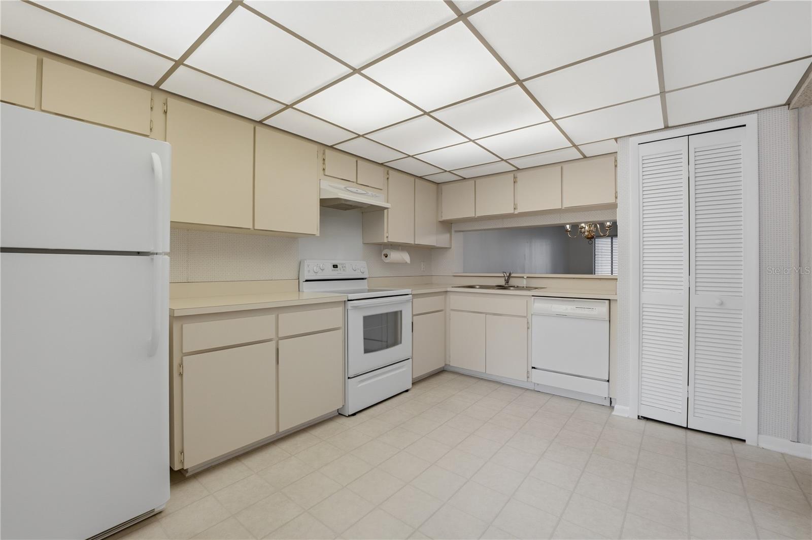 ESCONDIDO SEC 6 - Residential