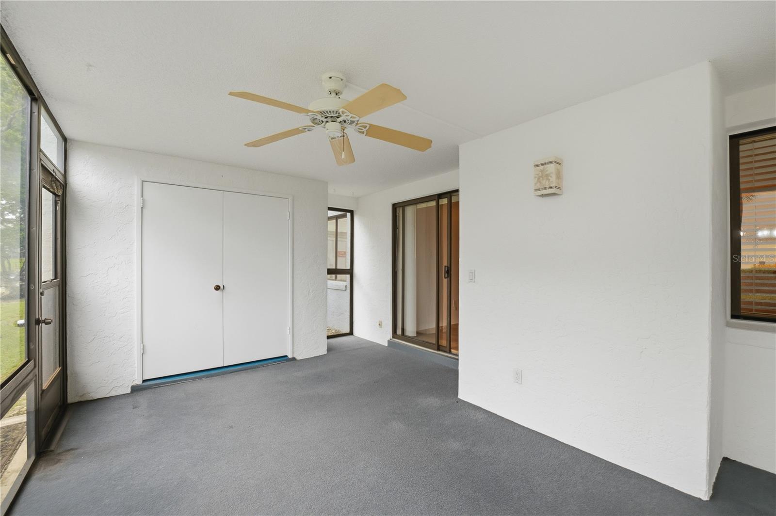 ESCONDIDO SEC 6 - Residential