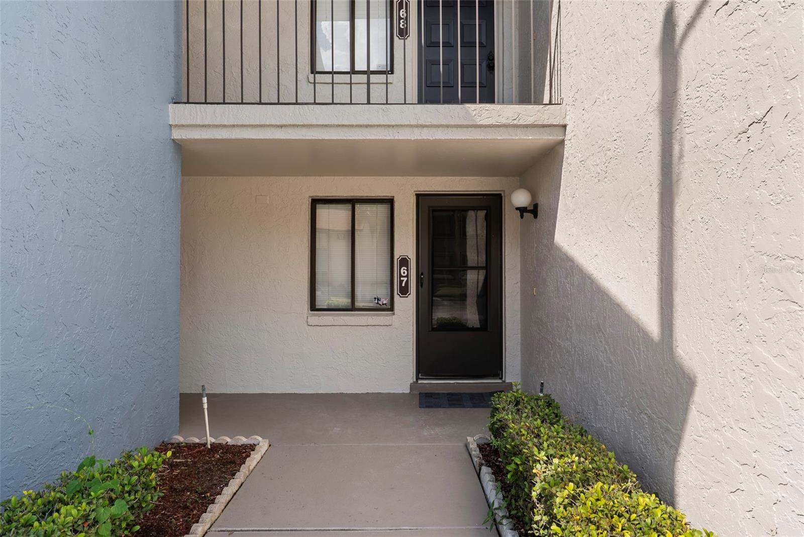 7 ESCONDIDO CIRCLE 67