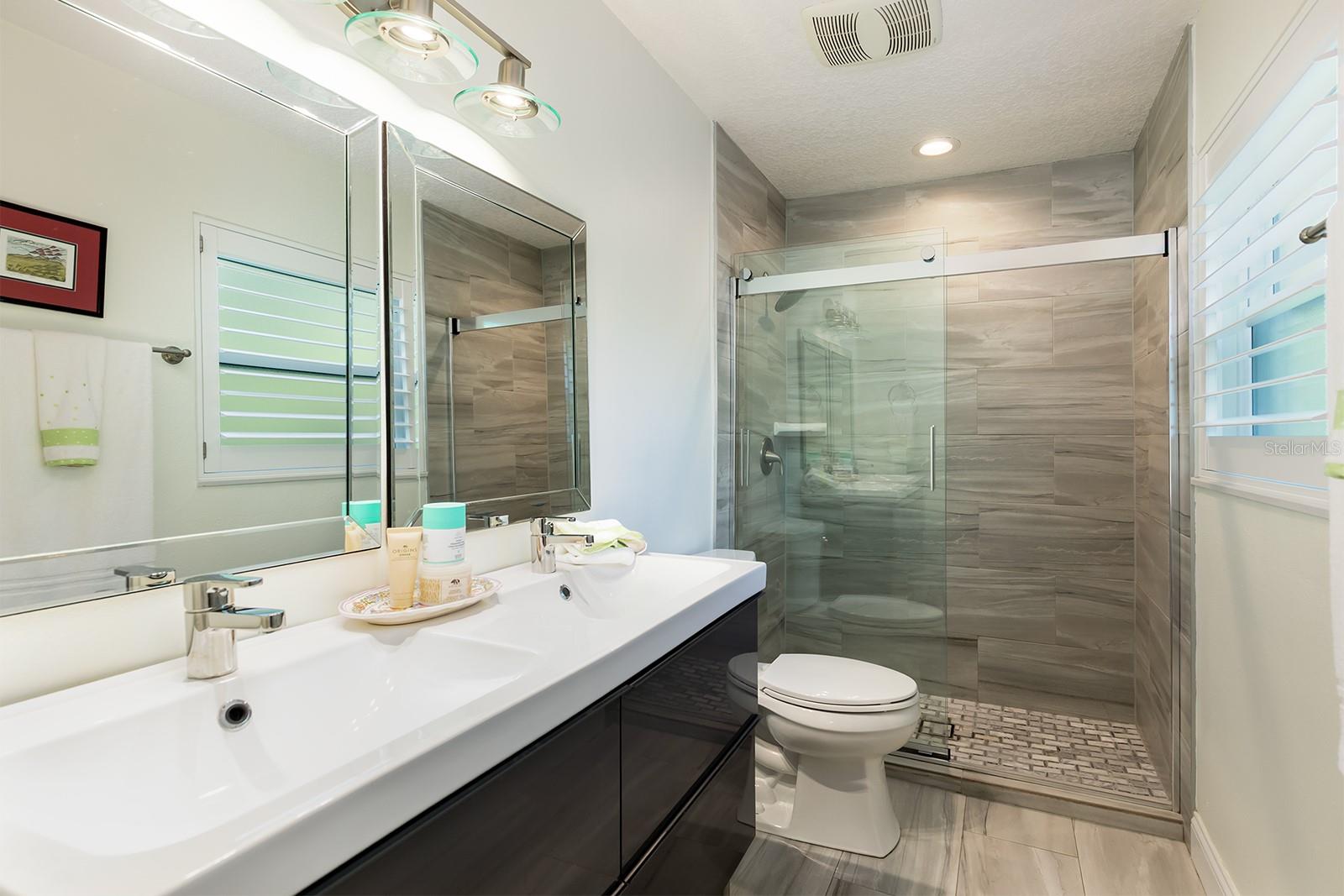 EATON PARK - Residential