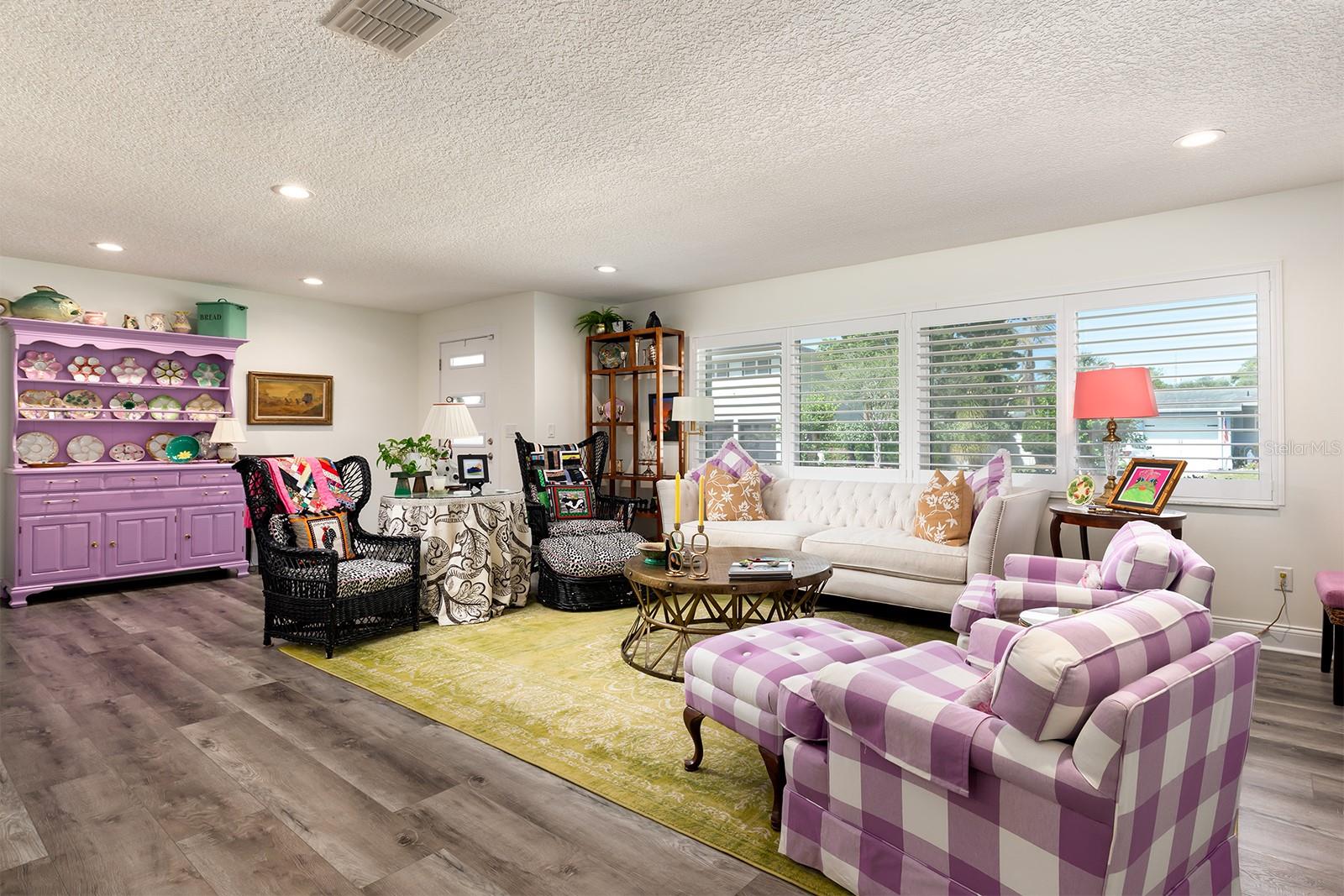 EATON PARK - Residential