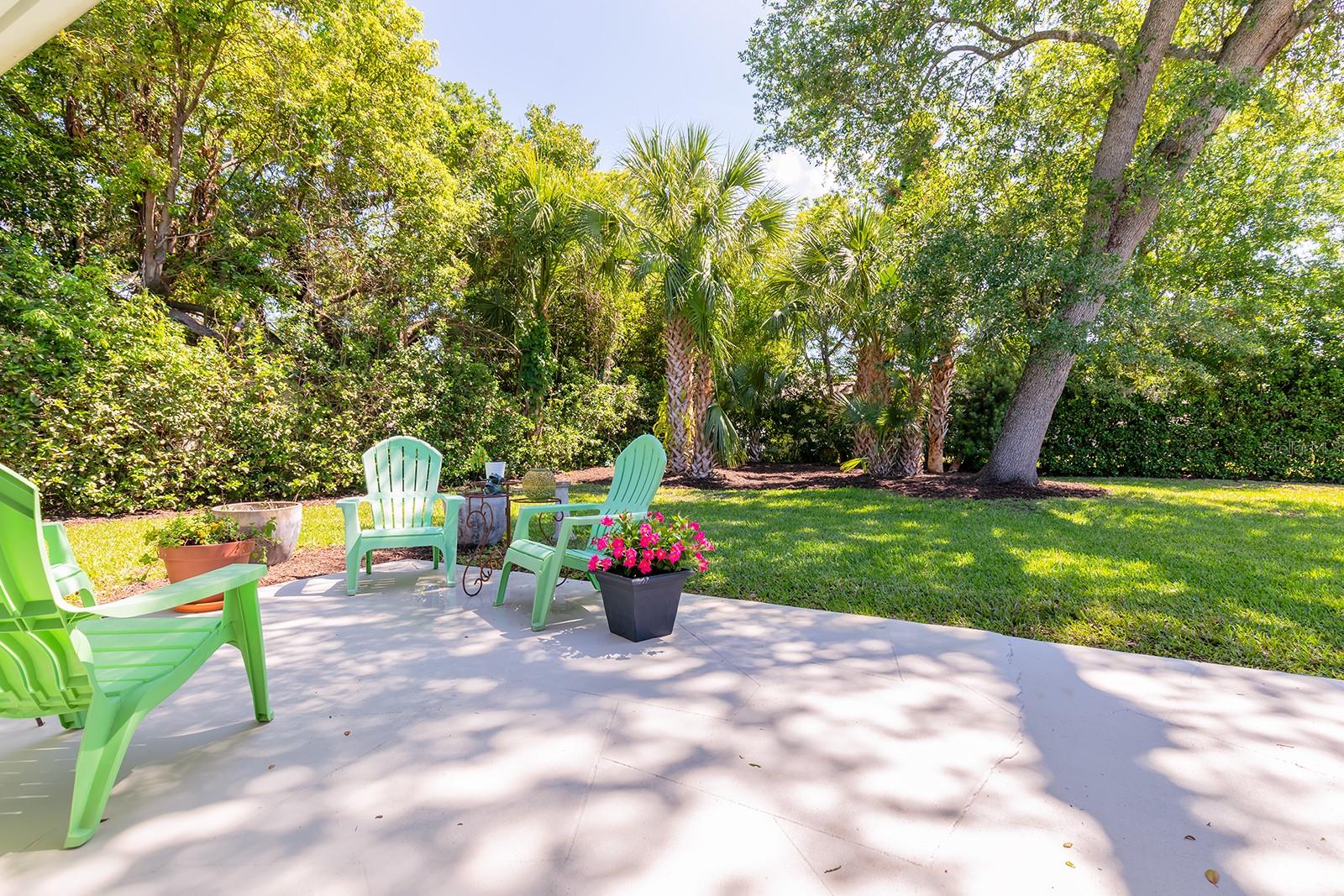 EATON PARK - Residential