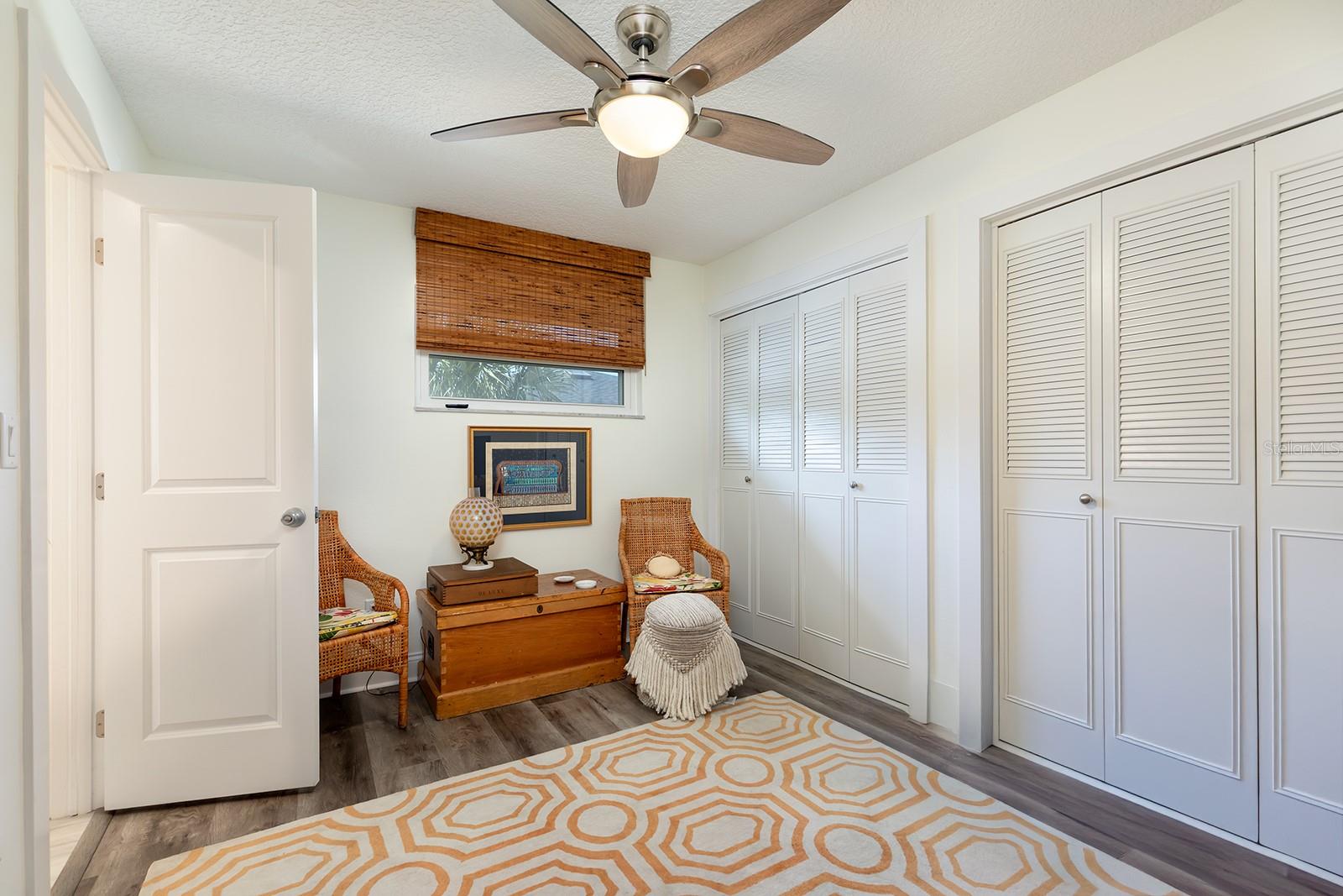 EATON PARK - Residential