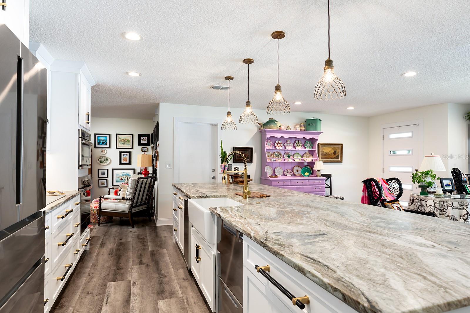 EATON PARK - Residential