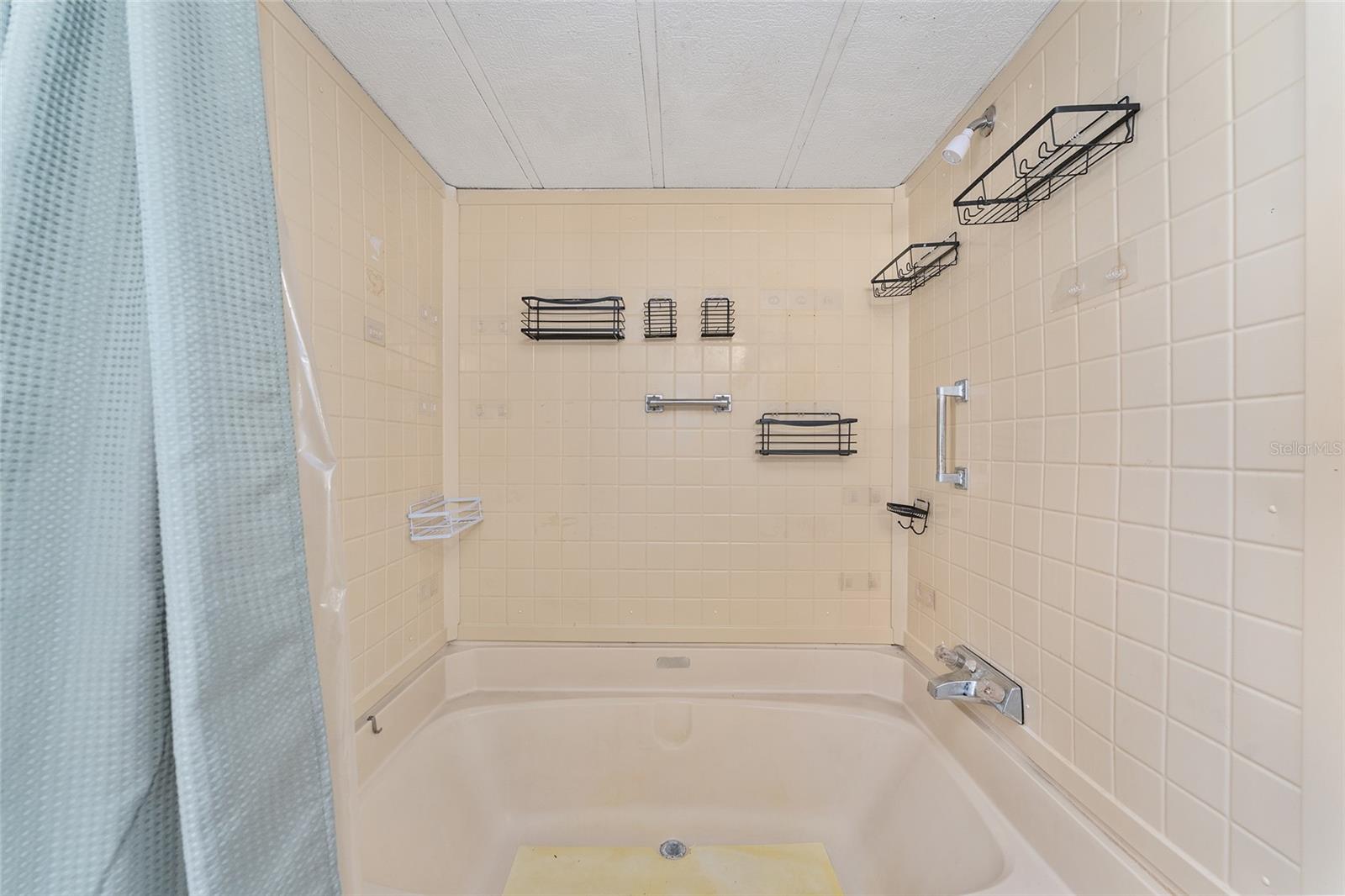 HERNANDO CITY HEIGHTS INC - Residential