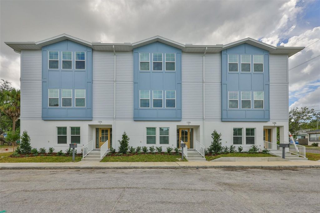 Photo of 1206 W Lemon Street #2, Tampa, FL 33606 (MLS # TB8415216)