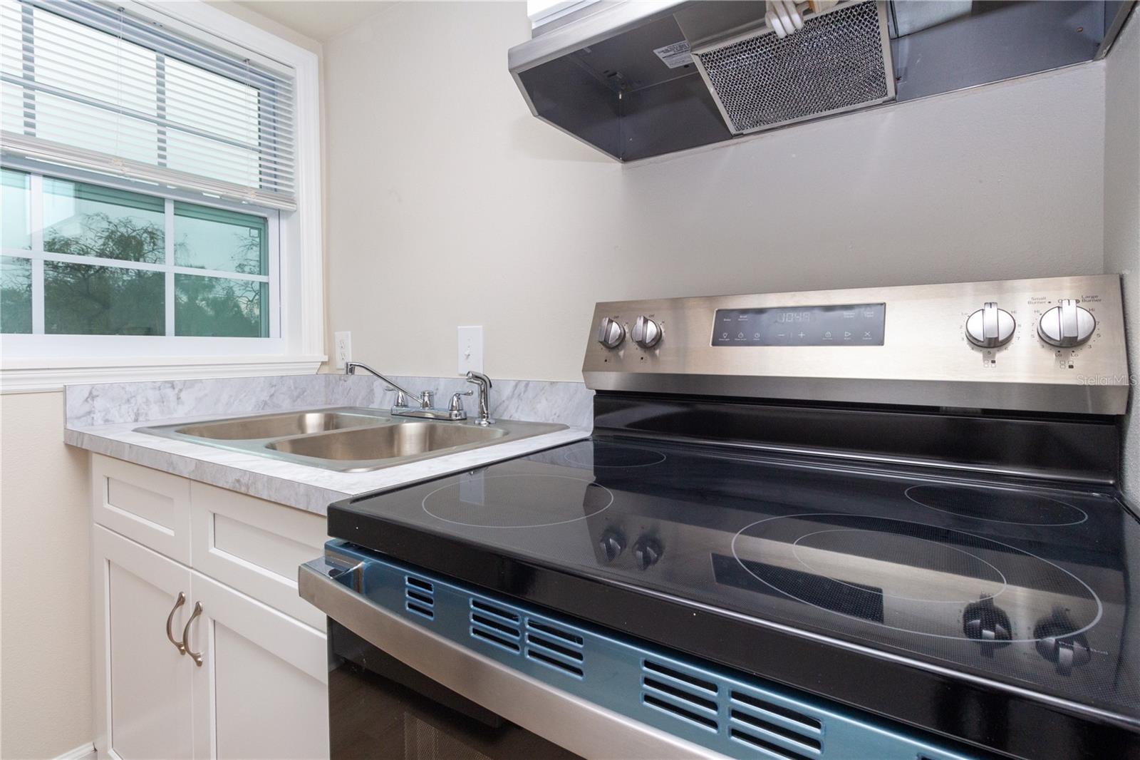 JAMESTOWN CONDO - Residential