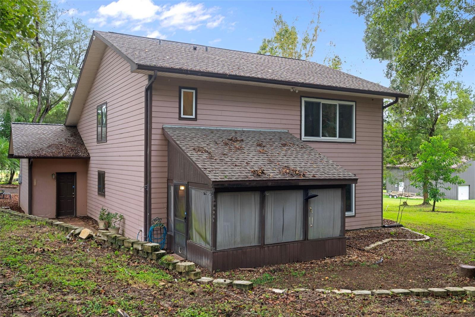 15839 POWERLINE ROAD