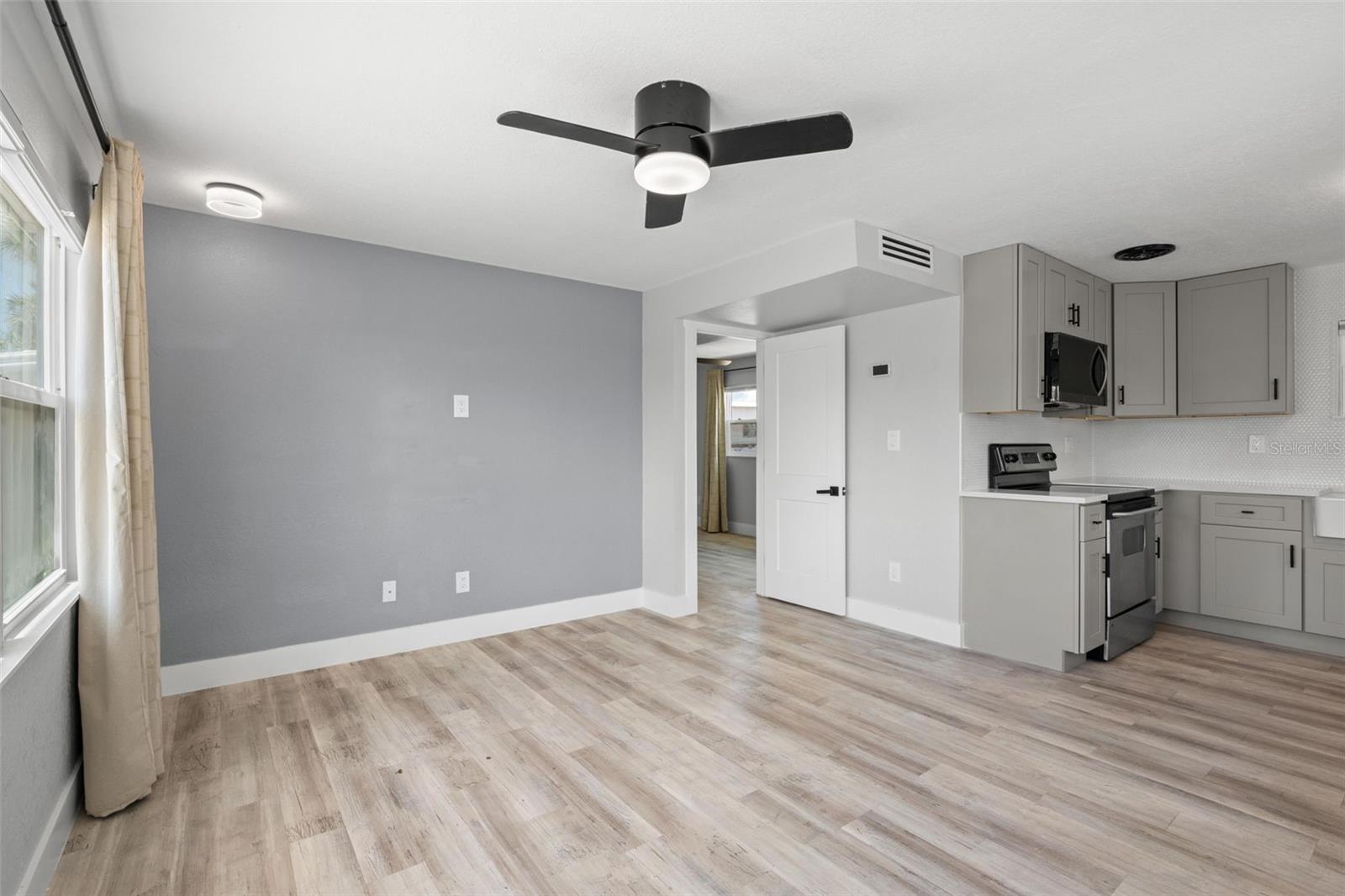4851 W GANDY BOULEVARD B7L20