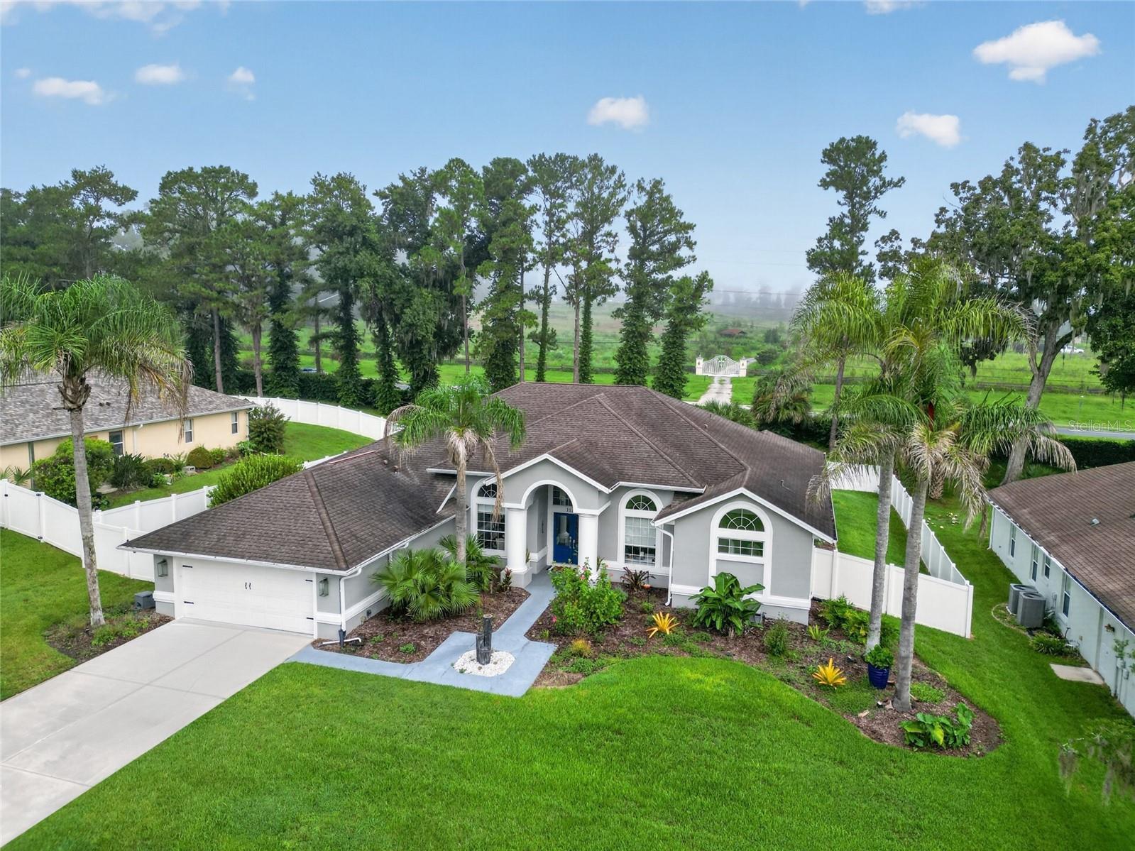 1137 SW 32ND LANE
