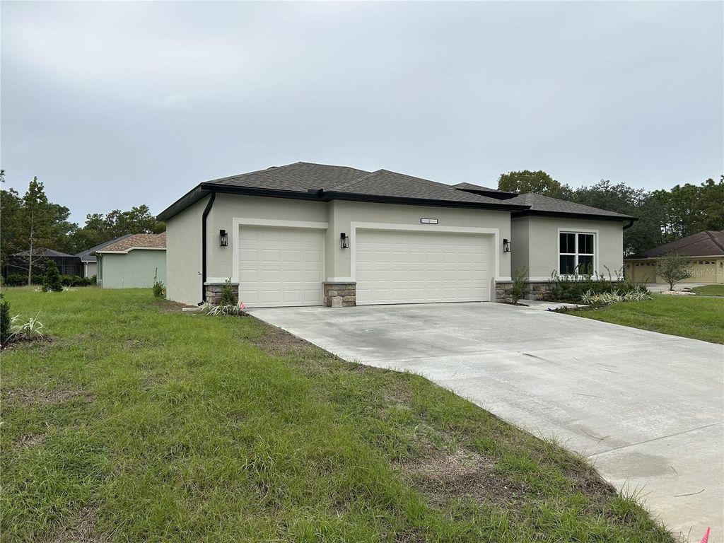 Photo of 13012 Robin Avenue, Brooksville, FL 34614 (MLS # P4937945)