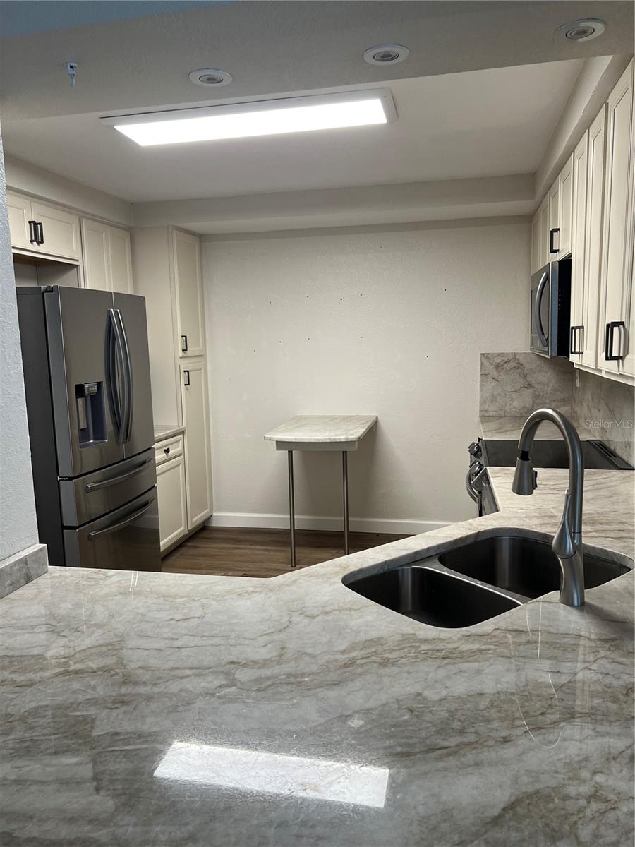 BAHIA VISTA - Residential Lease