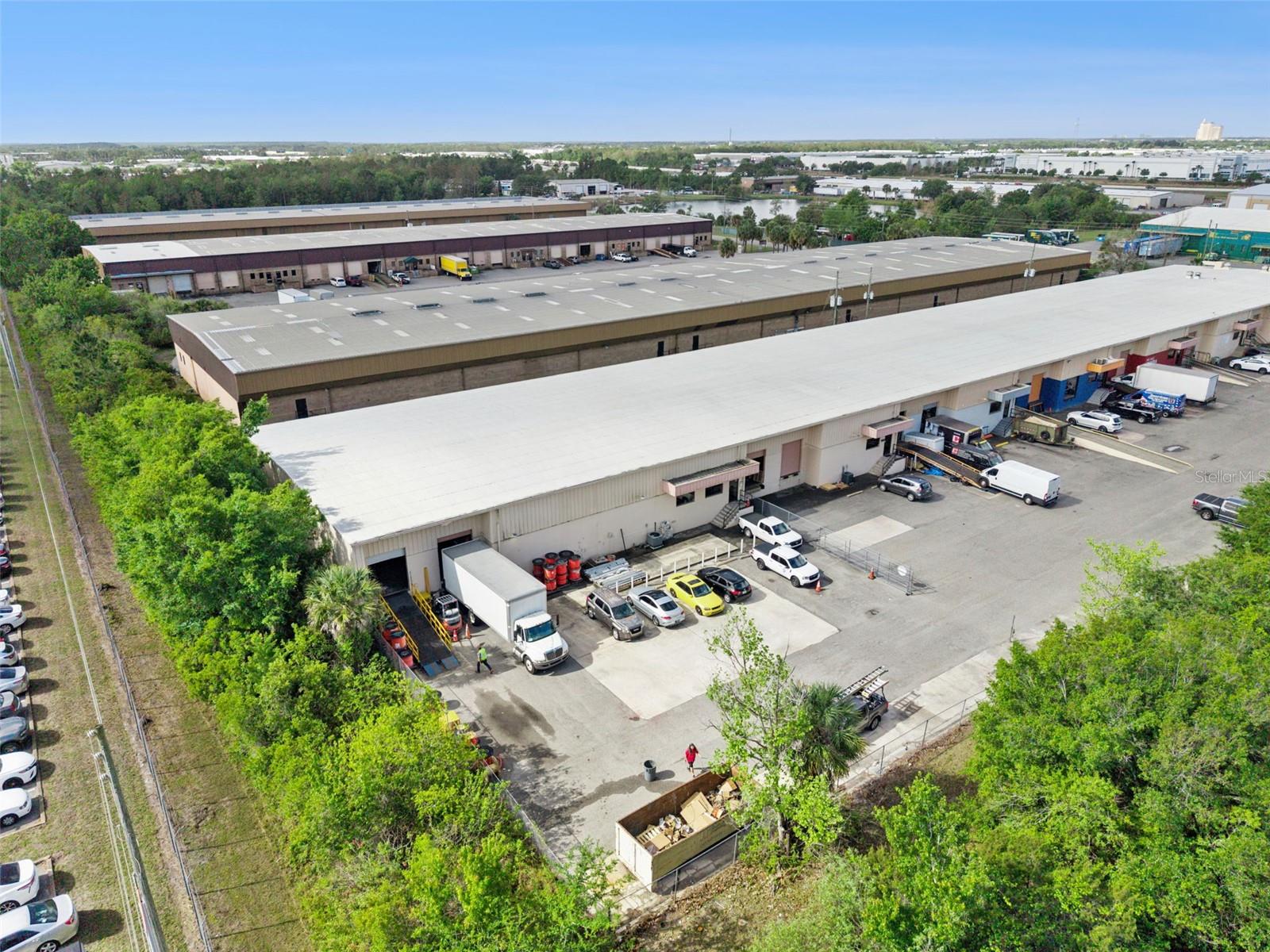 PARKWAY DISTIBUTION CENTER CONDO PH 02 - Commercial Sale