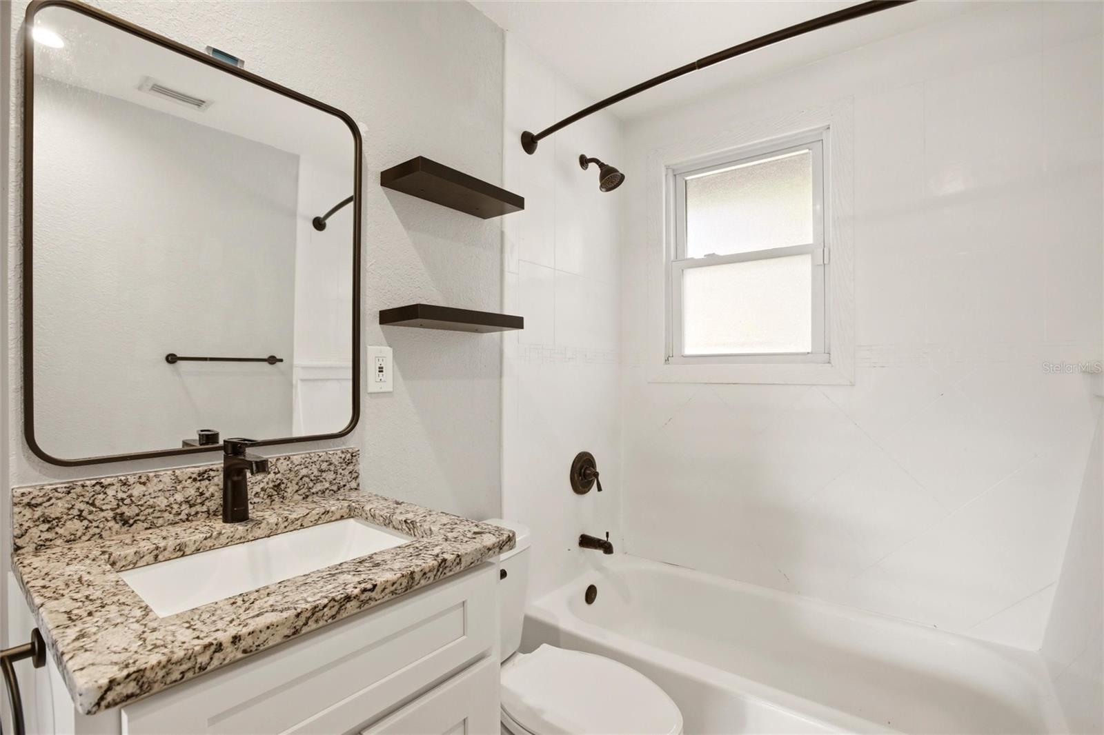 SHADOW LAWN - Residential