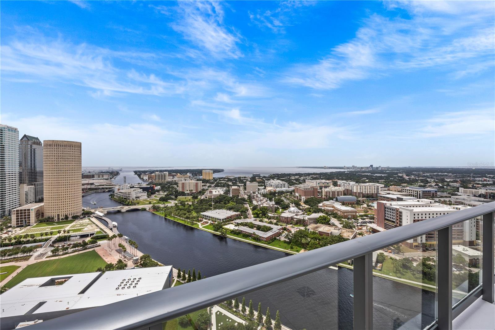 CLARKE'S SUB - AER TAMPA - Residential Lease