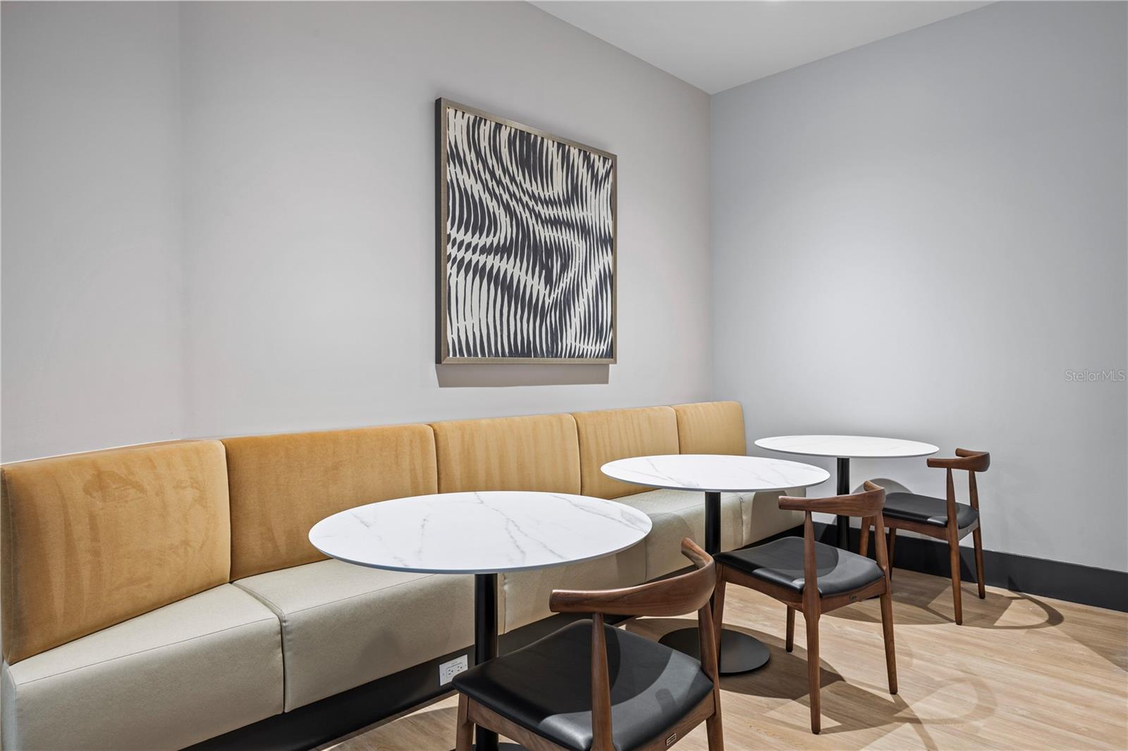 CLARKE'S SUB - AER TAMPA - Residential Lease
