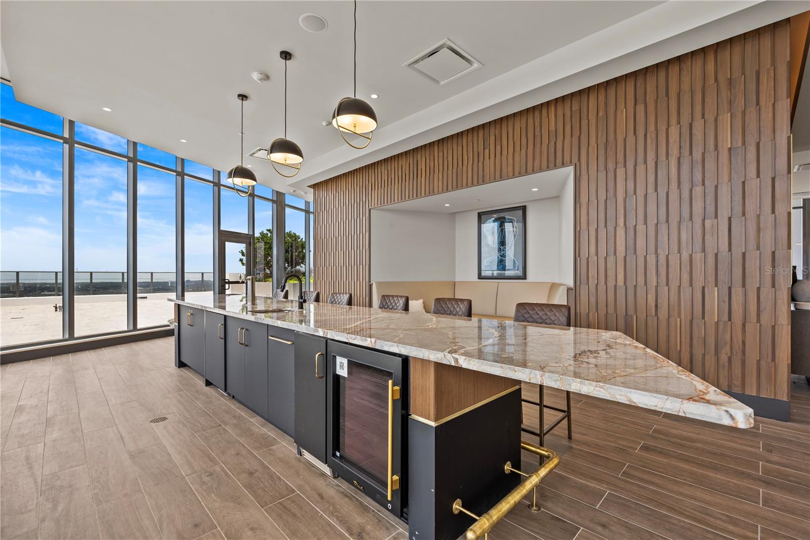 CLARKE'S SUB - AER TAMPA - Residential Lease