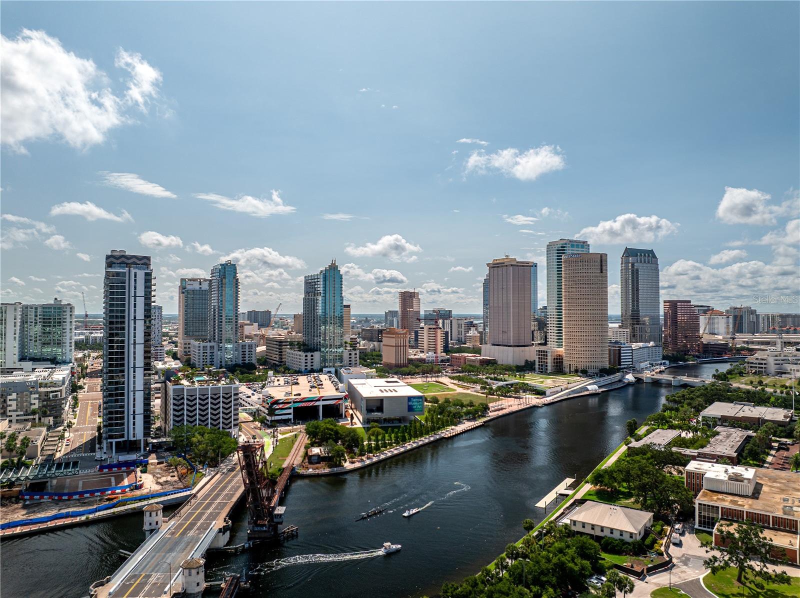 CLARKE'S SUB - AER TAMPA - Residential Lease