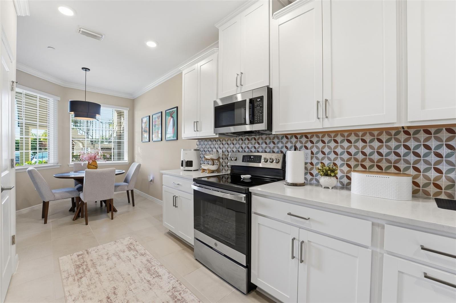 23343 COLLINA WAY 7-102