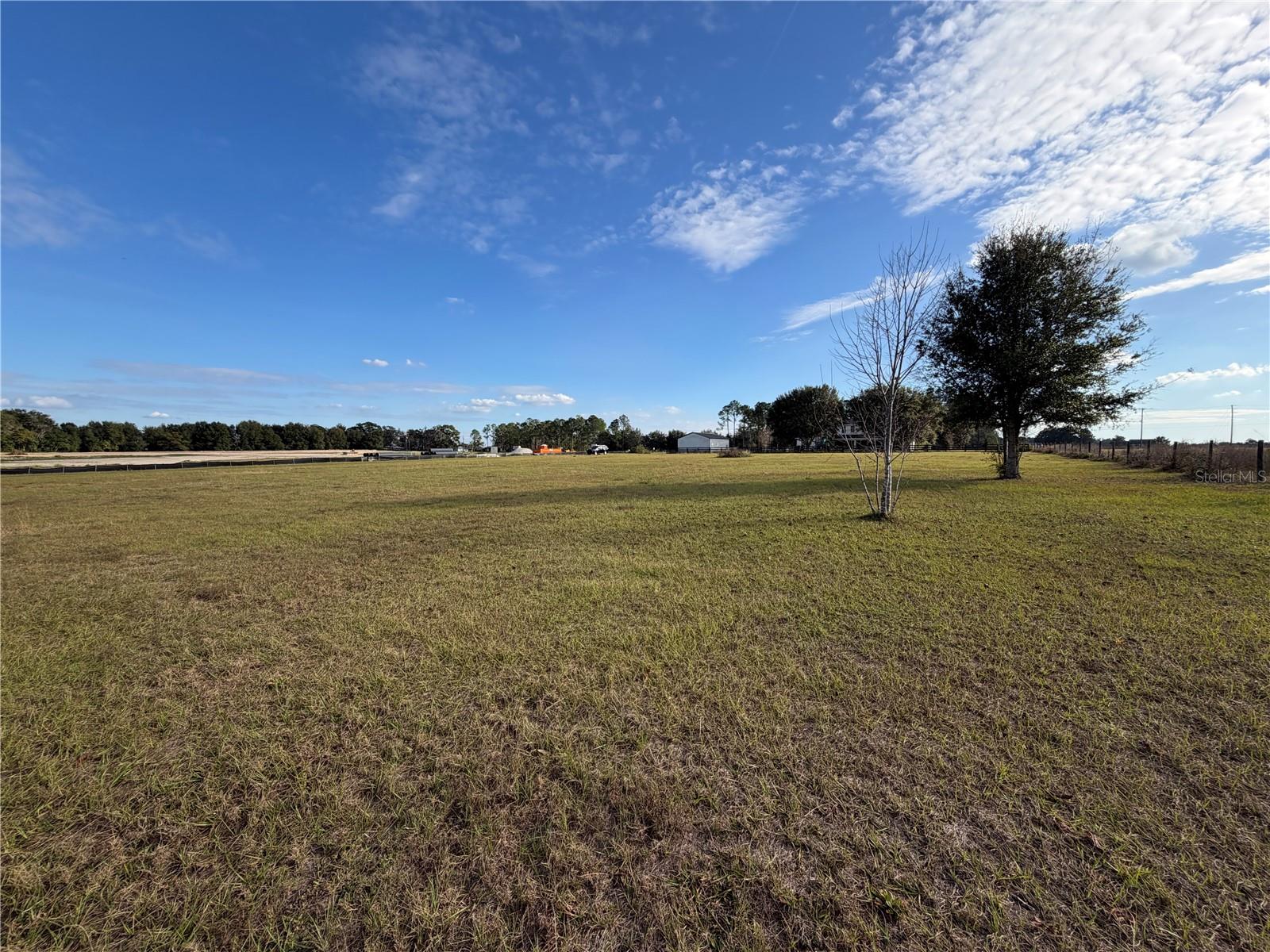 ROSANNA MAUCH ESTATES - Land