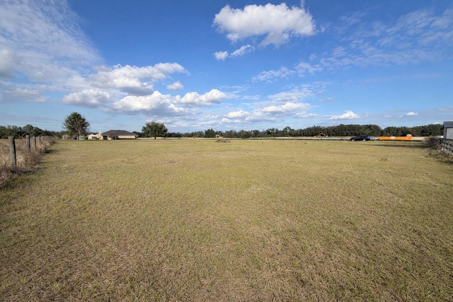 ROSANNA MAUCH ESTATES - Land