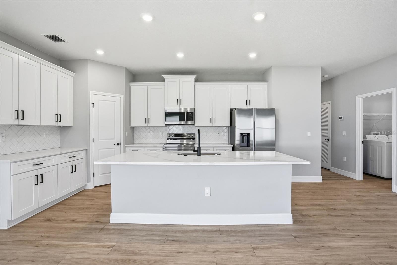 MARION OAKS UN 7 - Residential