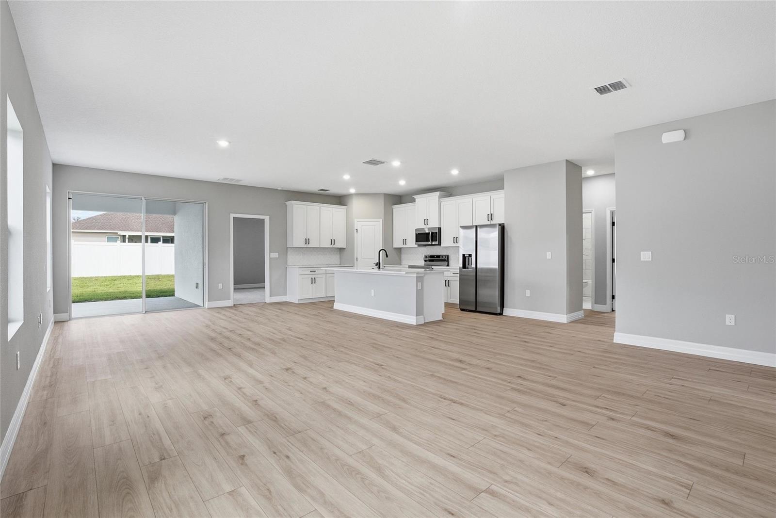 MARION OAKS UN 7 - Residential