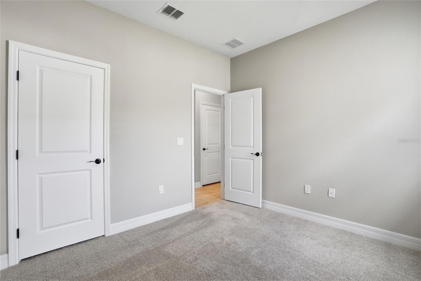 MARION OAKS UN 7 - Residential