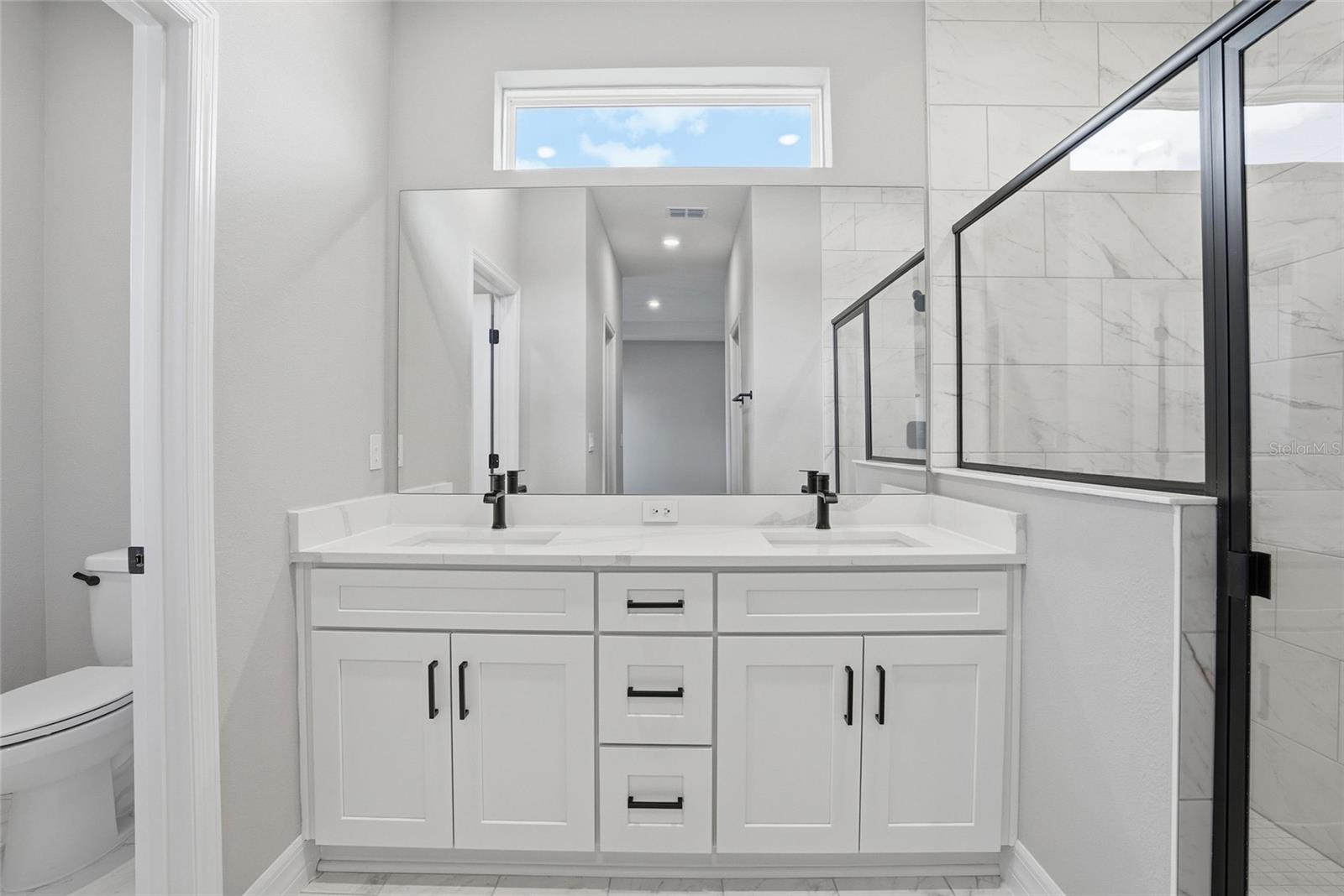 MARION OAKS UN 7 - Residential