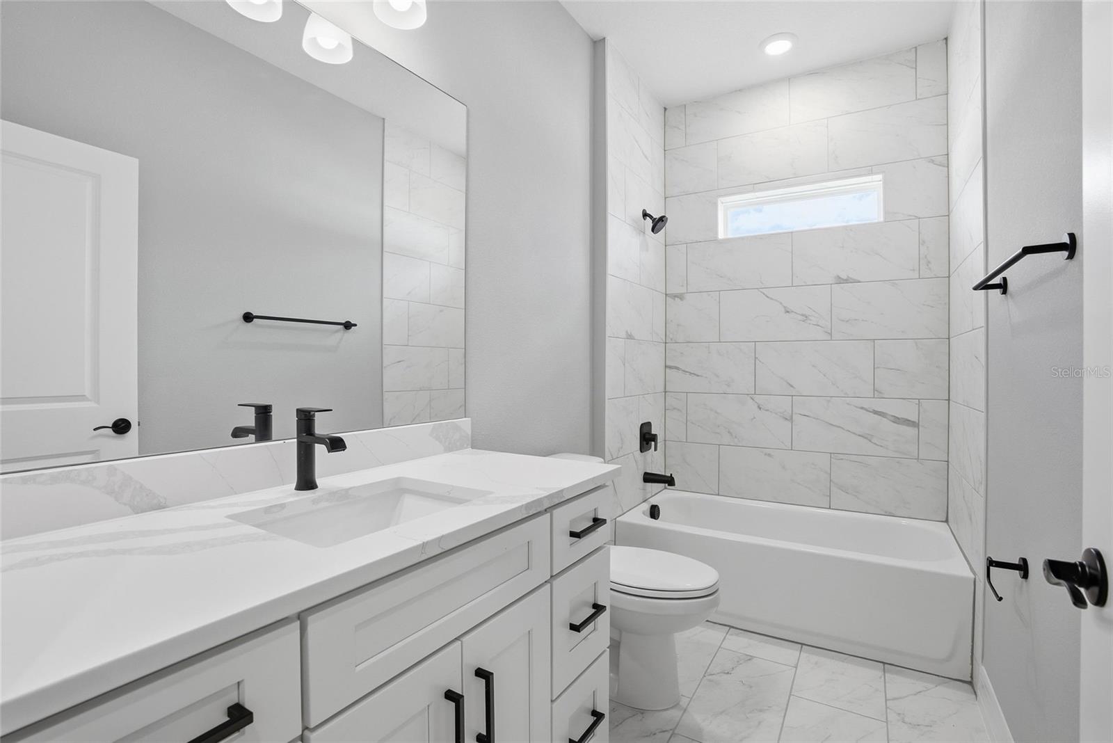 MARION OAKS UN 7 - Residential