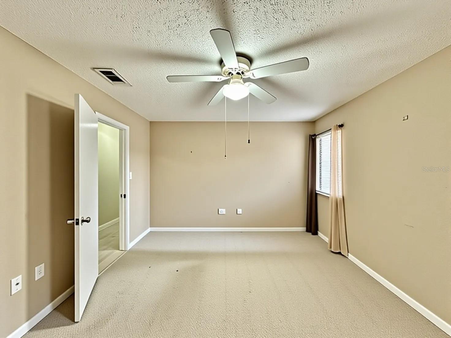 BIVENS LAKE ESTATE S - Residential