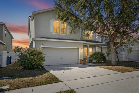 Photo of 7520 Dragon Fly Loop, Gibsonton, FL 33534 (MLS # TB8458490)