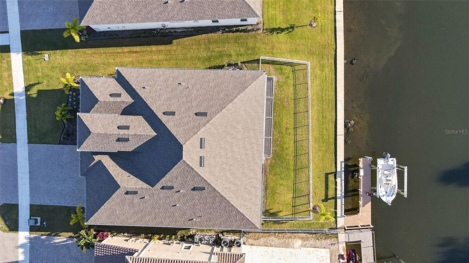 MARISOL POINTE - Residential