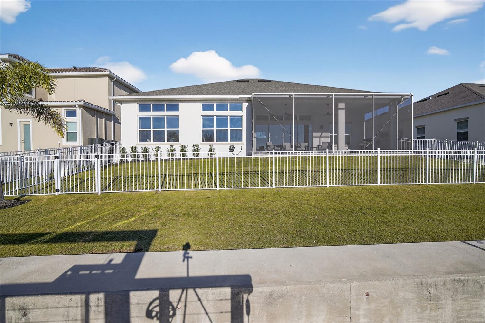 MARISOL POINTE - Residential