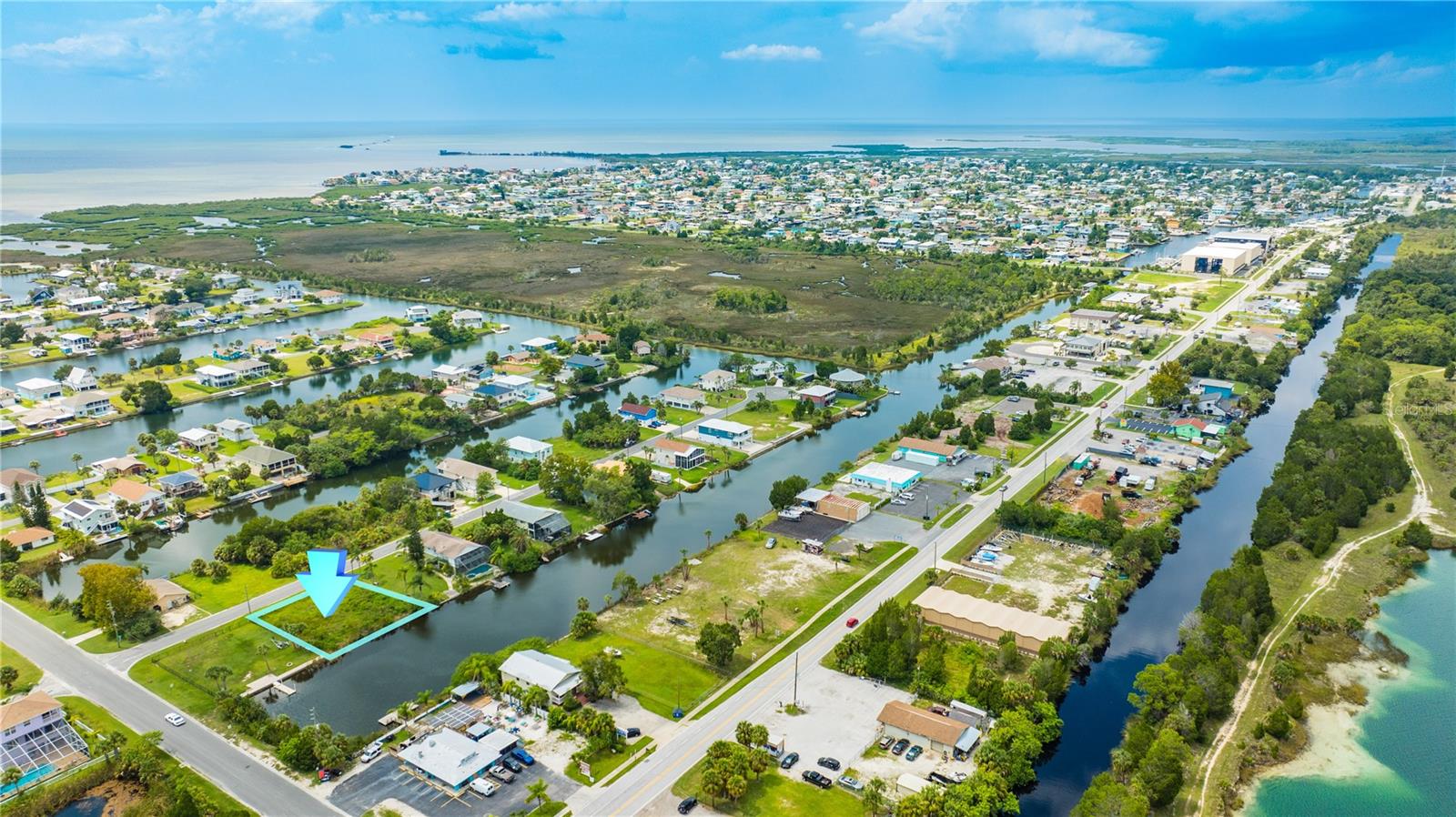 HERNANDO BEACH - Land