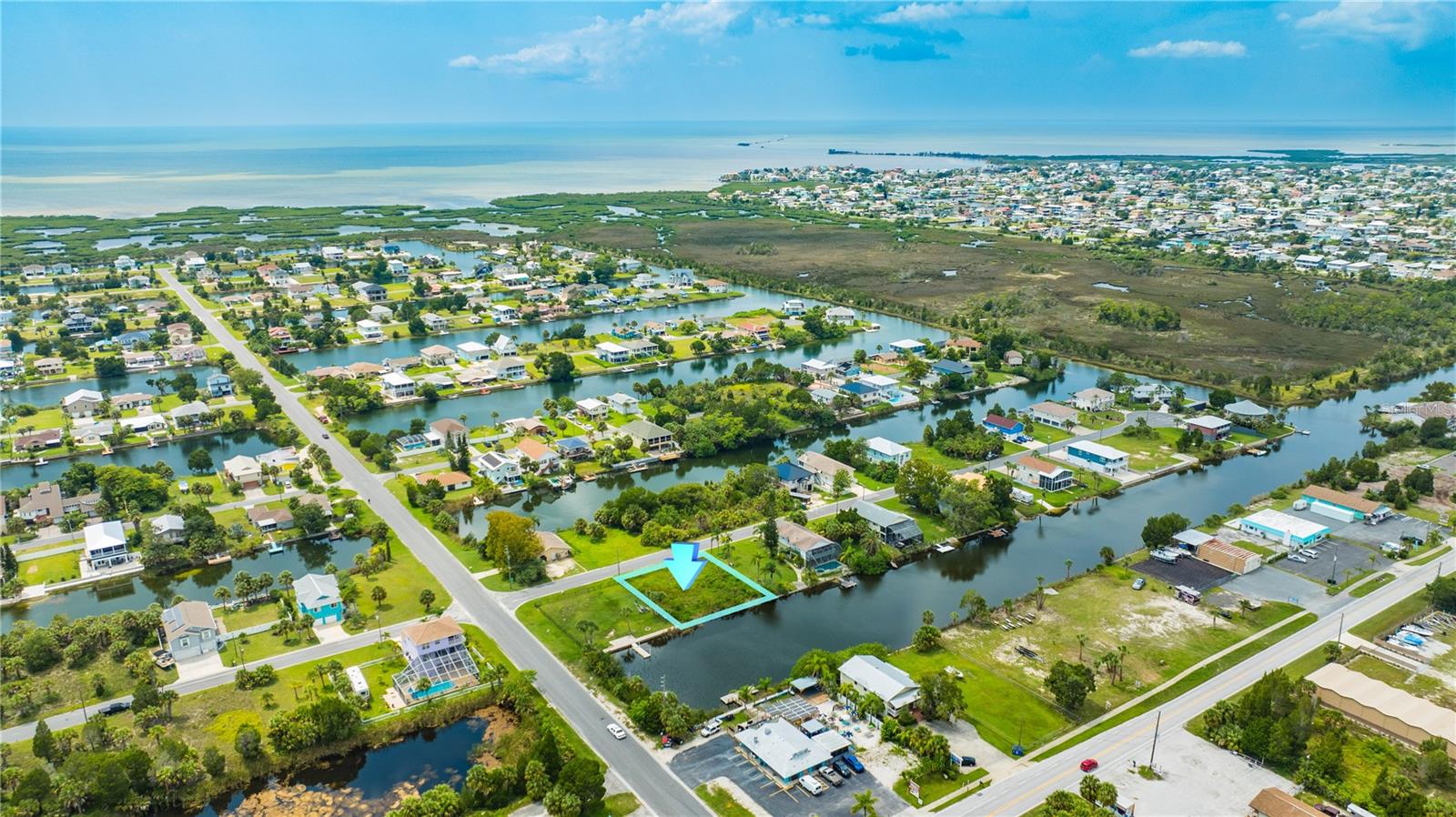 HERNANDO BEACH - Land