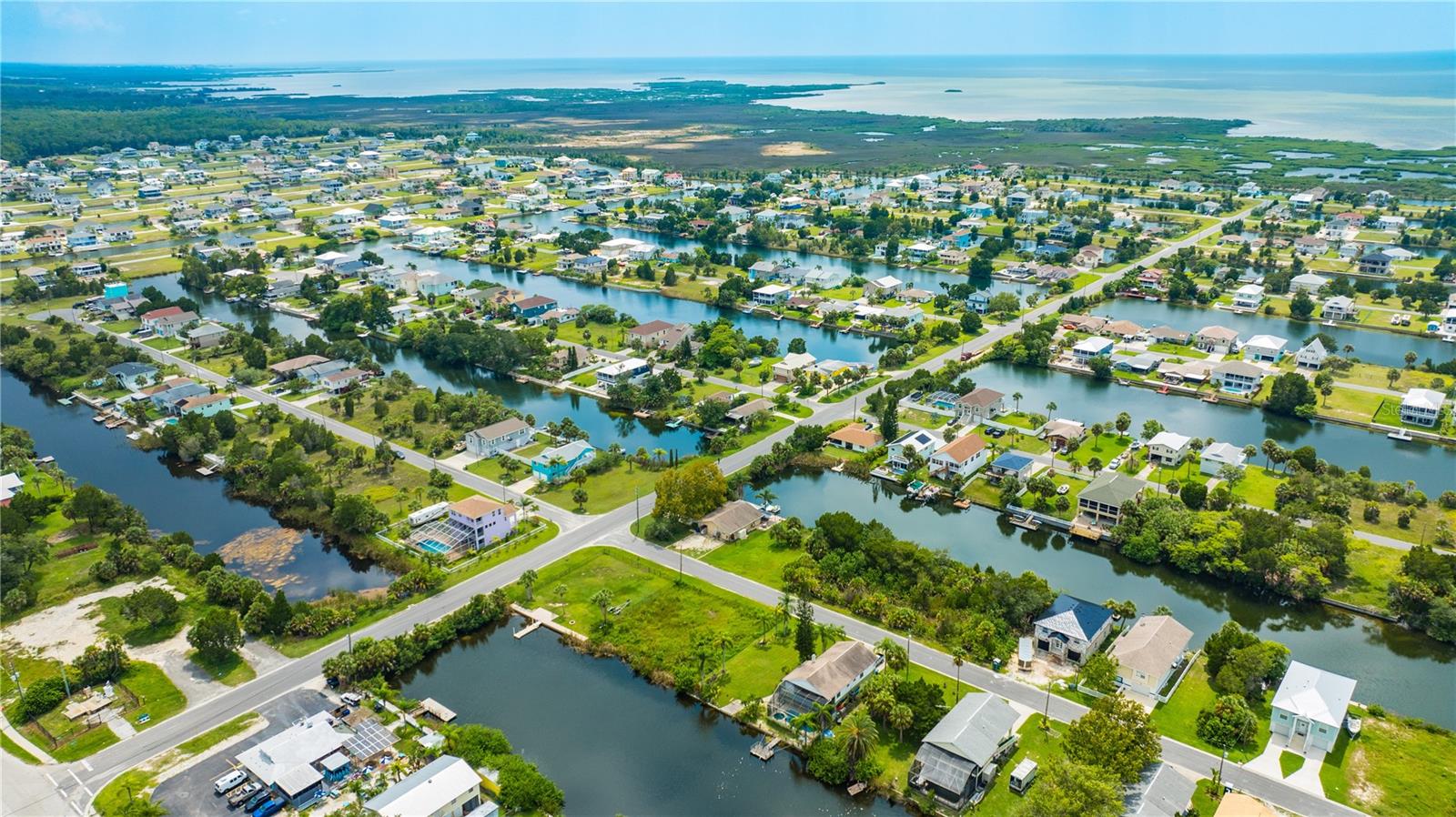 HERNANDO BEACH - Land